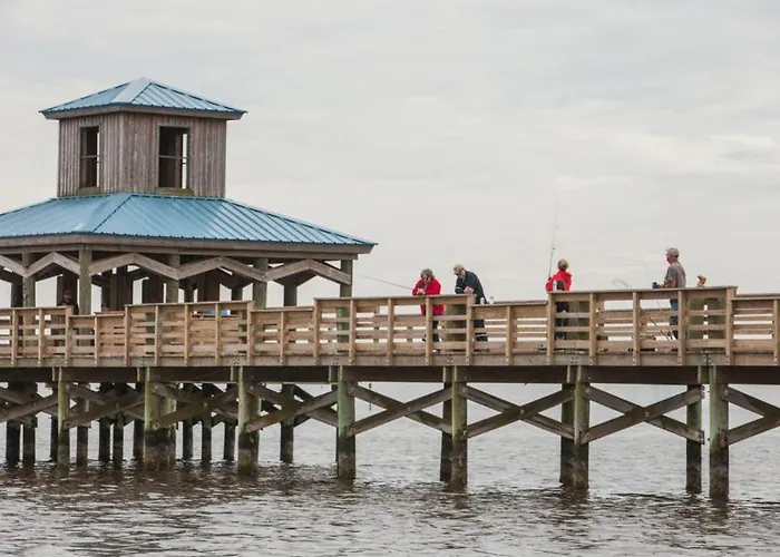 Waterfront Private Pier Pleasure Island Lake House